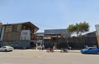 ALQUILER DE LOCAL DE 1976.40 M2 EN CHICLAYO